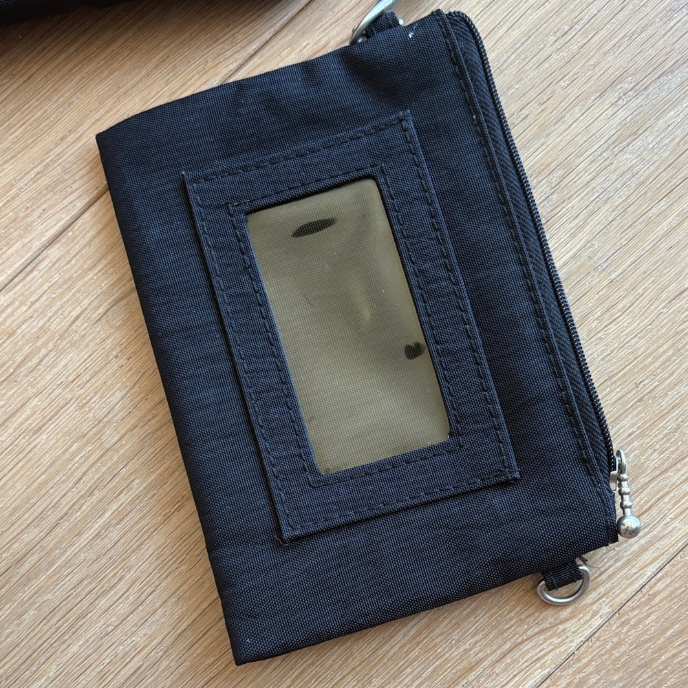 🦄 Baggallini Black Adjustable Bag with matching pouch - Picture 7 of 11
